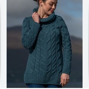 Aran Sweater Market teal Irish Sea vented roll neck merino wool sweater Medium